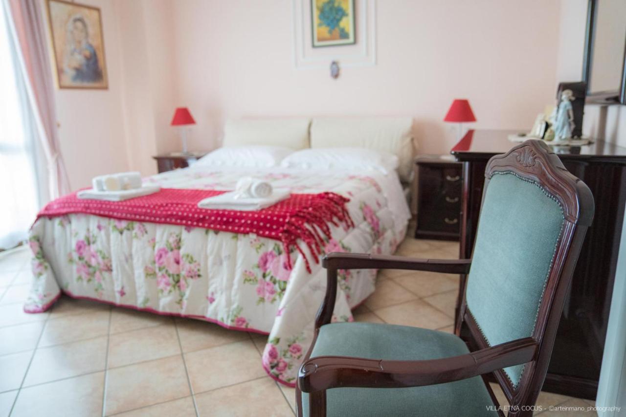Casa Vacanze Etna Cocus Santa Venerina Exteriör bild