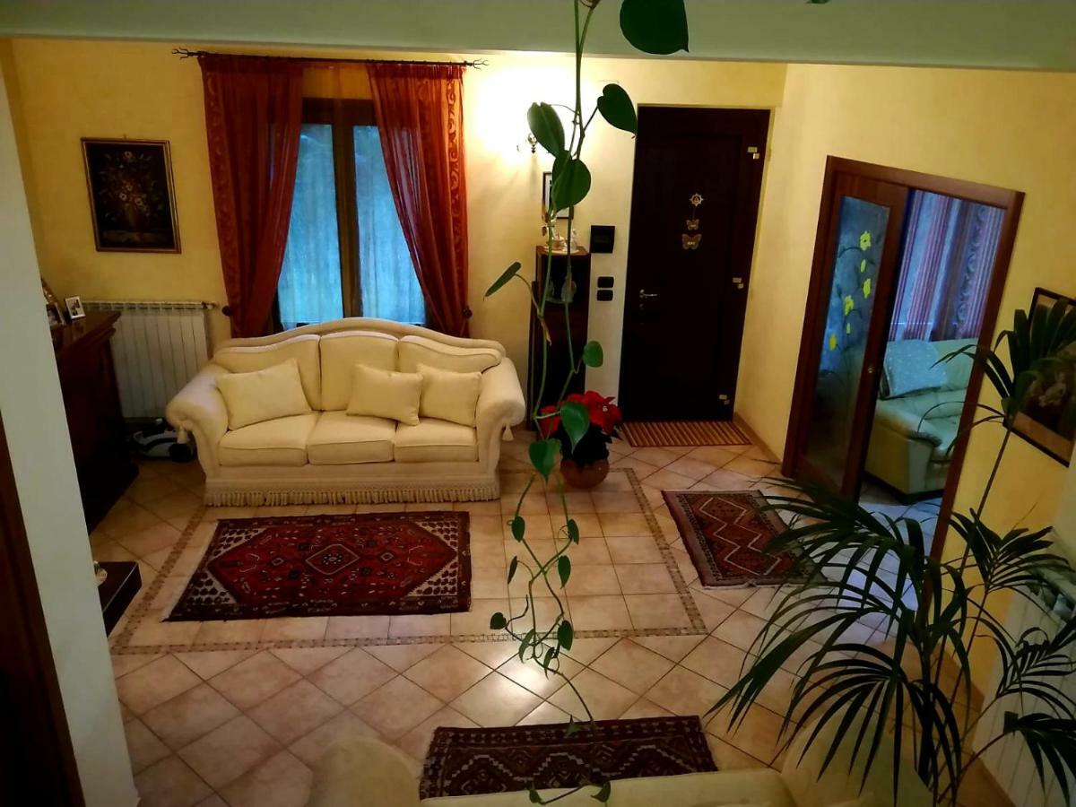 Casa Vacanze Etna Cocus Santa Venerina Exteriör bild