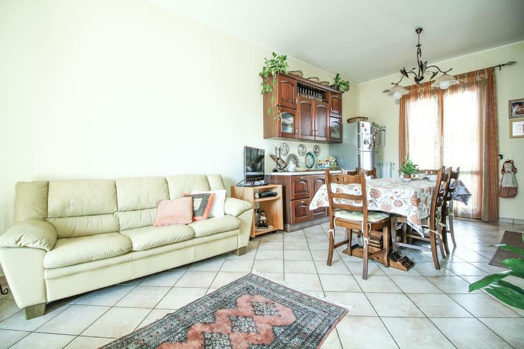 Casa Vacanze Etna Cocus Santa Venerina Exteriör bild