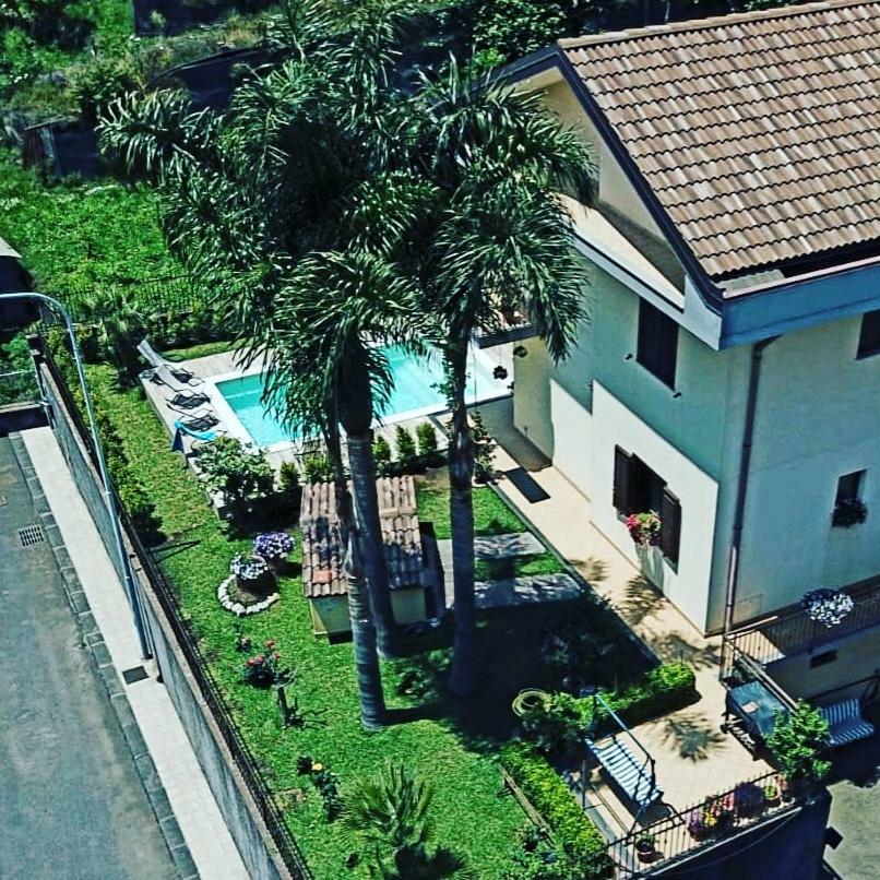 Casa Vacanze Etna Cocus Santa Venerina Exteriör bild